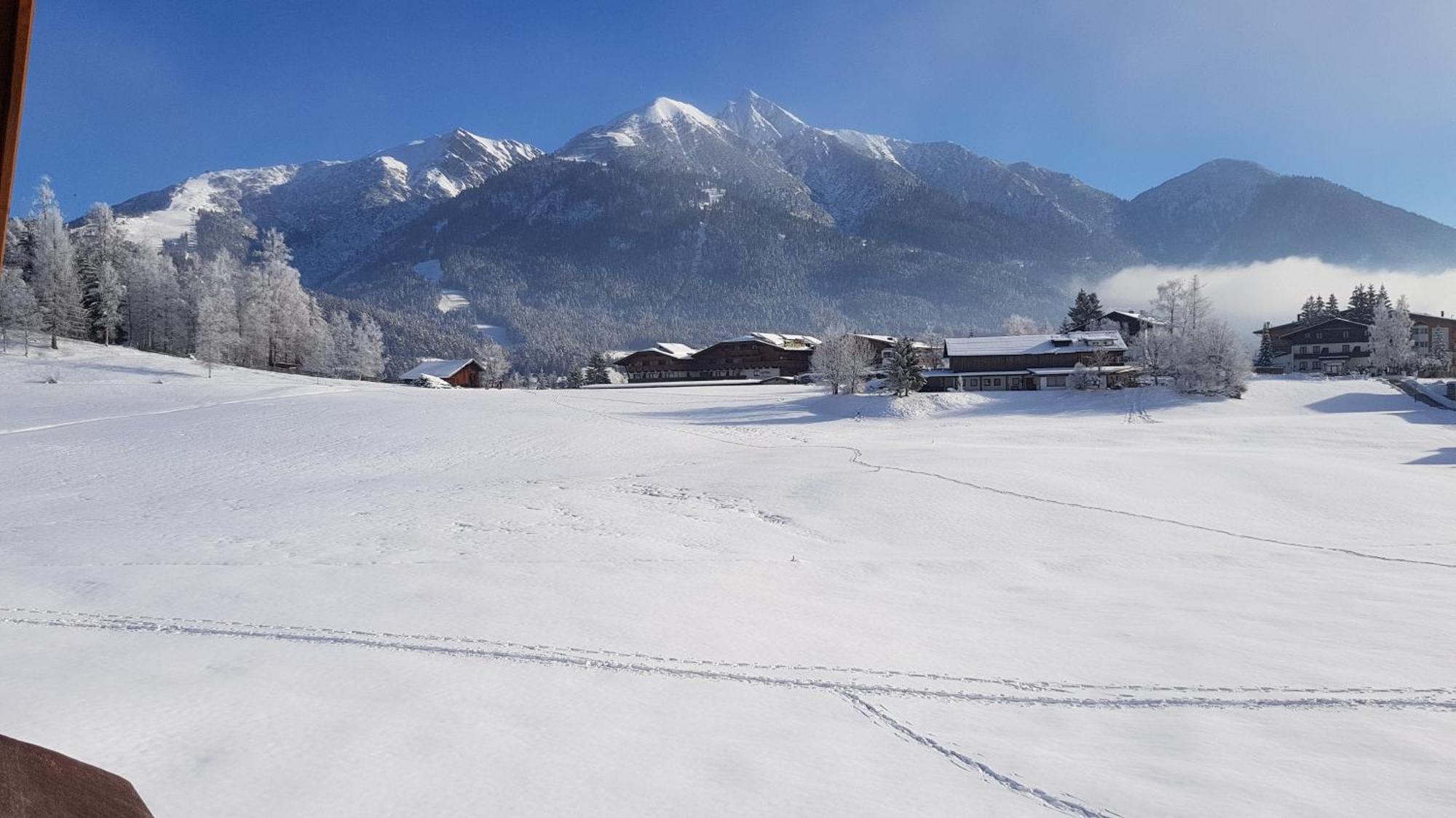 Haus Wiesenruh - Amazing Views & Setting เซเฟลด์ อิน ทิโรล ภายนอก รูปภาพ