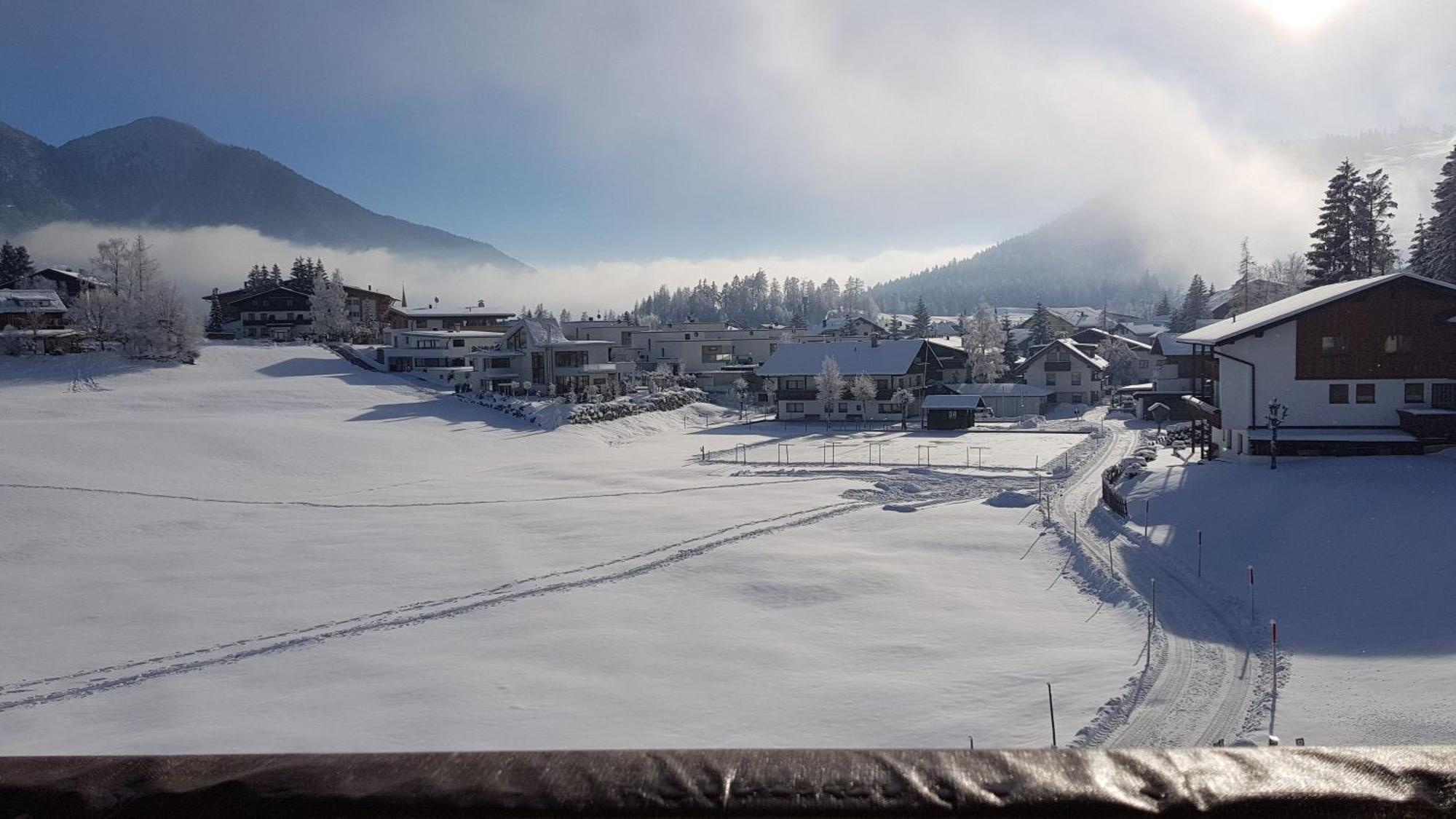 Haus Wiesenruh - Amazing Views & Setting เซเฟลด์ อิน ทิโรล ภายนอก รูปภาพ